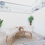 Stylish 2Br Apartment With Ac & Terrace | By Airnest
