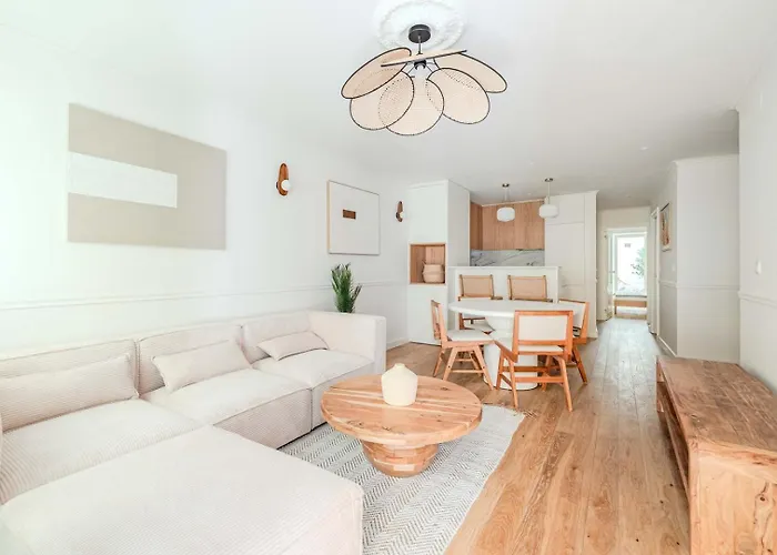 Stylish 2Br Apartment With Ac & Terrace | By Airnest