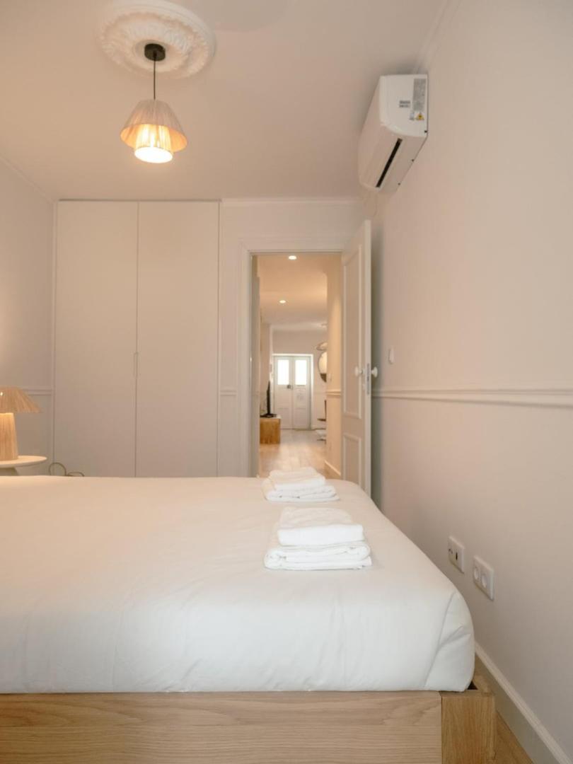 Stylish 2br With Ac & Terrace | By Airnest Lisboa